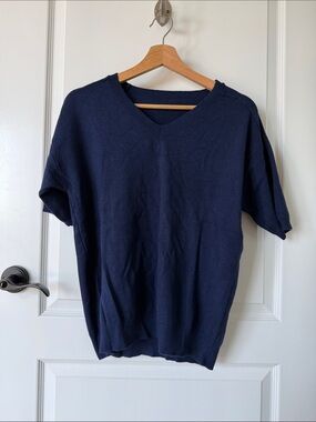 Navy V-Neck Half Sleeve Sweater